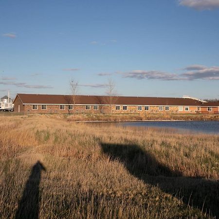 Artos Motel Harvey Екстериор снимка