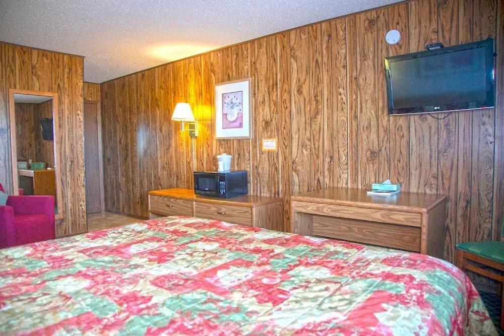 Artos Motel Harvey Екстериор снимка